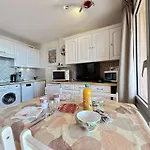 2 Pieces, Terrasse Vue Mer, Proche - Fr-1-226-565 Apartmán *