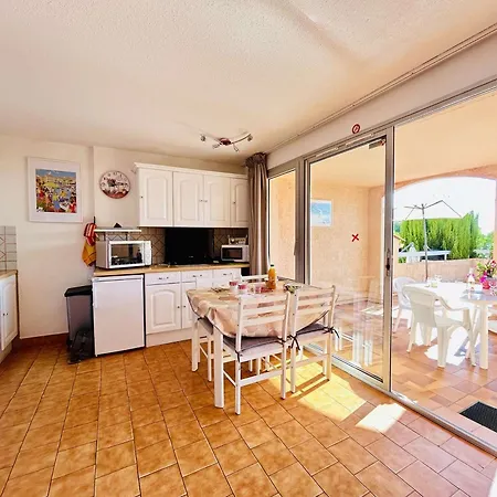 2 Pieces, Terrasse Vue Mer, Proche - Fr-1-226-565 * Sainte-Maxime