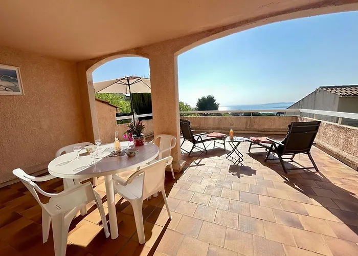 2 Pieces, Terrasse Vue Mer, Proche - Fr-1-226-565 * Sainte-Maxime